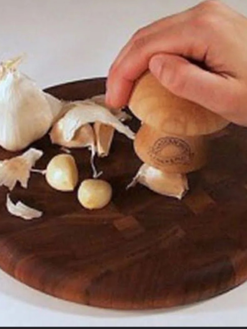VINTAGE CANTERBURY’S CRACK & PEEL WOODEN MUSHROOM GARLIC POPPER HANDCRAFTED USA